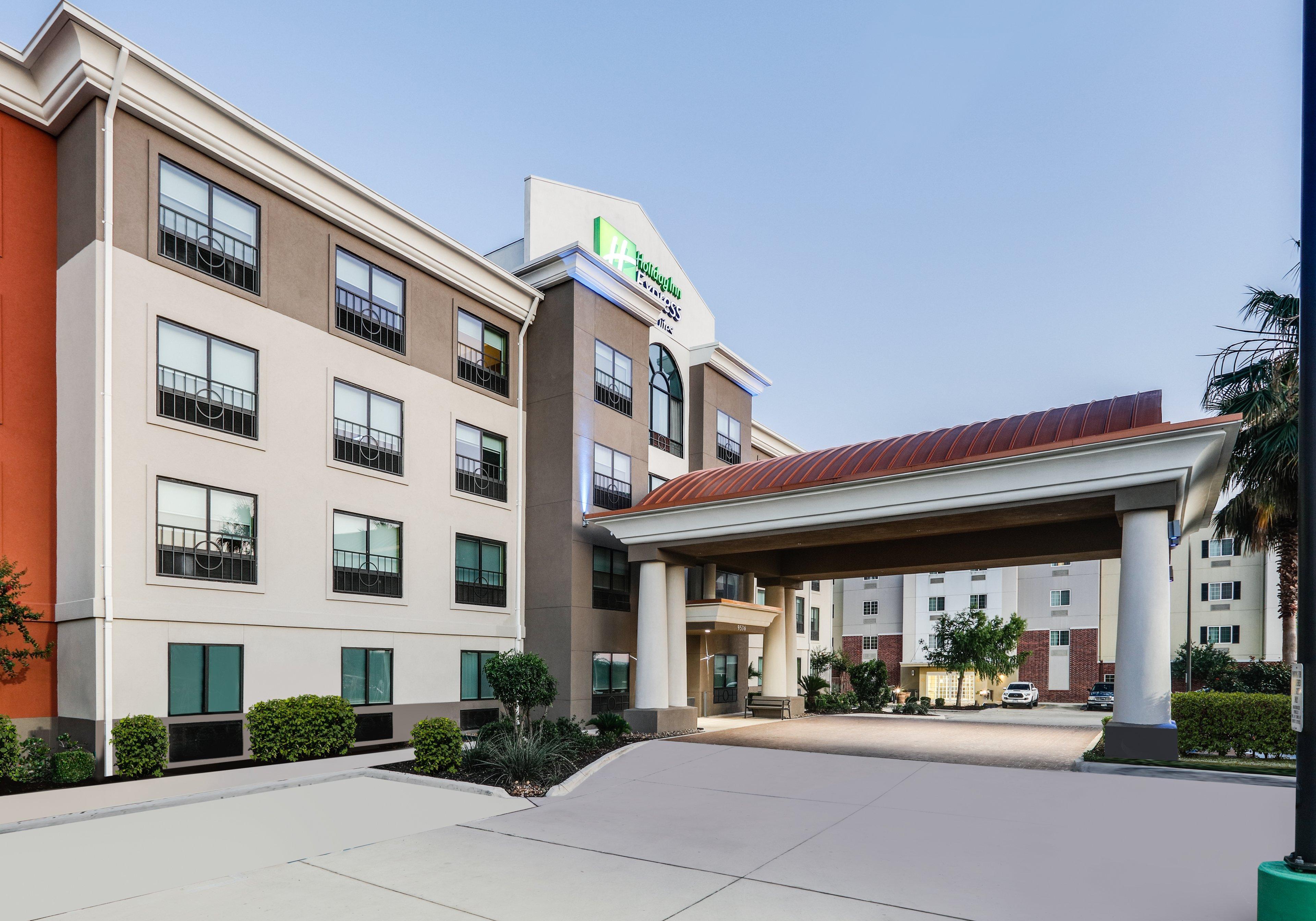 Holiday Inn Express & Suites San Antonio Nw Near Seaworld, An Ihg Hotel Exterior photo